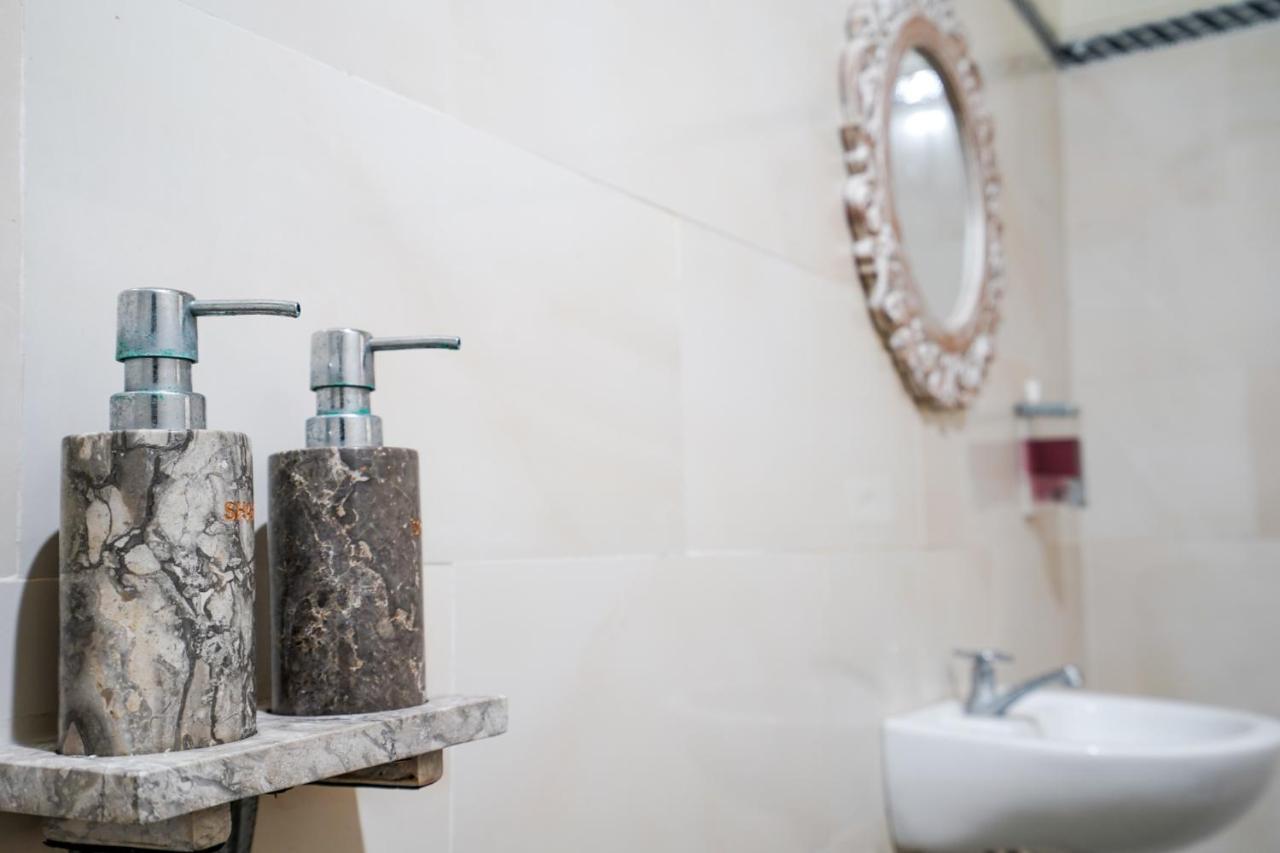 Unicorn Bungalow Batununggul Екстериор снимка