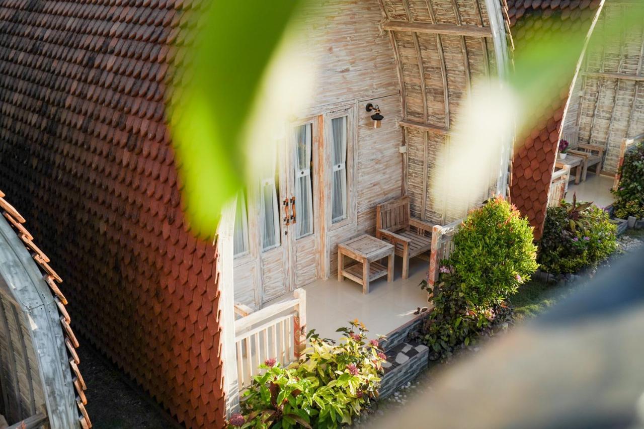 Unicorn Bungalow Batununggul Екстериор снимка