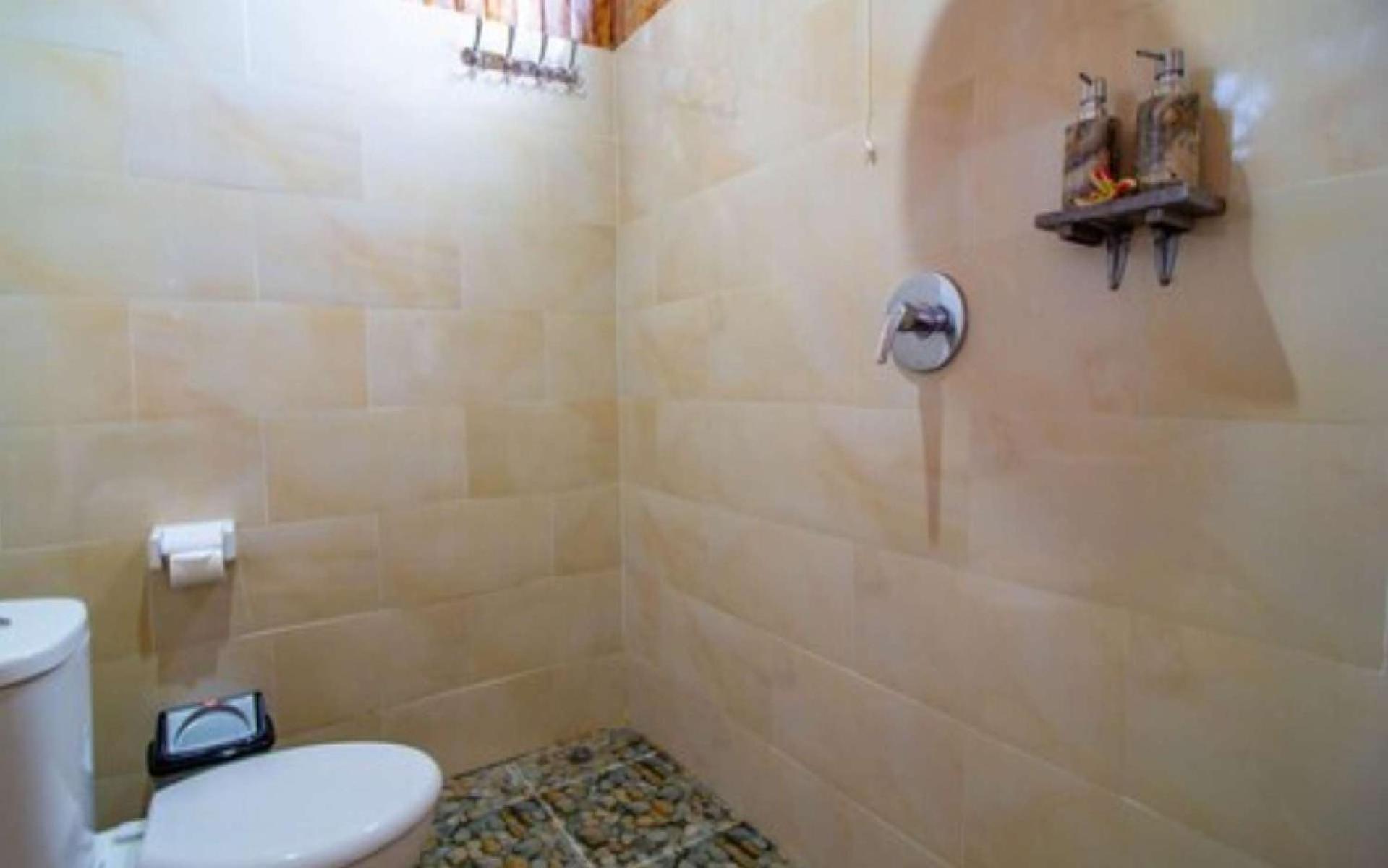 Unicorn Bungalow Batununggul Екстериор снимка